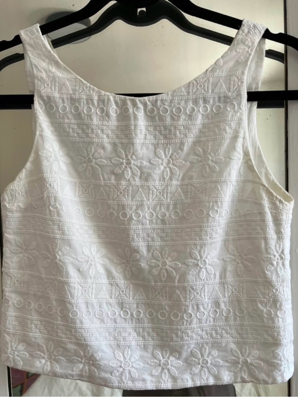 Zara White Embroidered Floral Tank Top